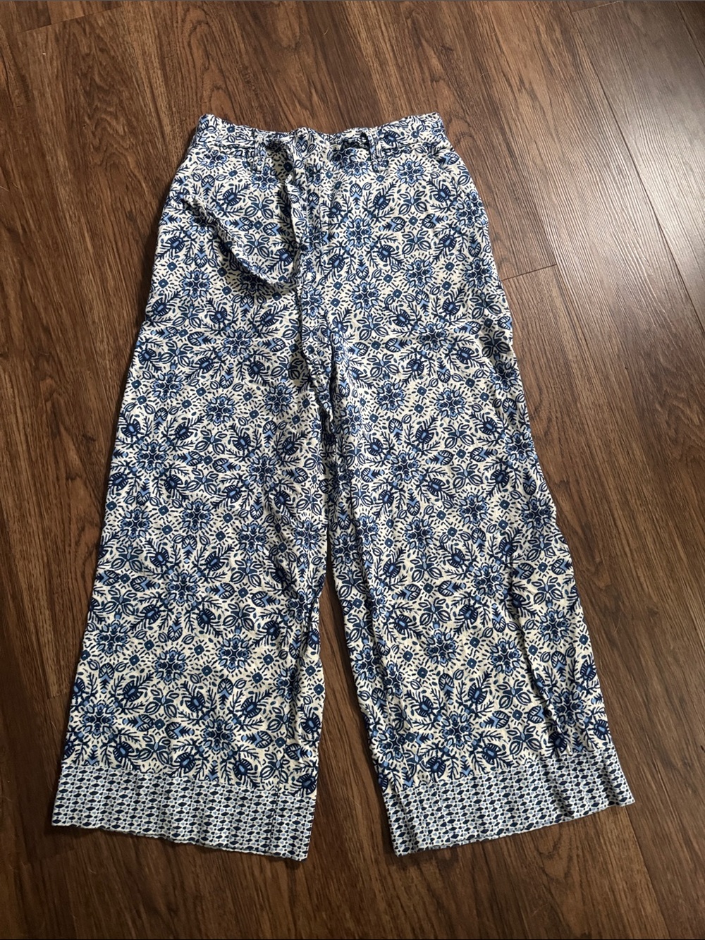 Joie Blue and White Botanical-Print Pants